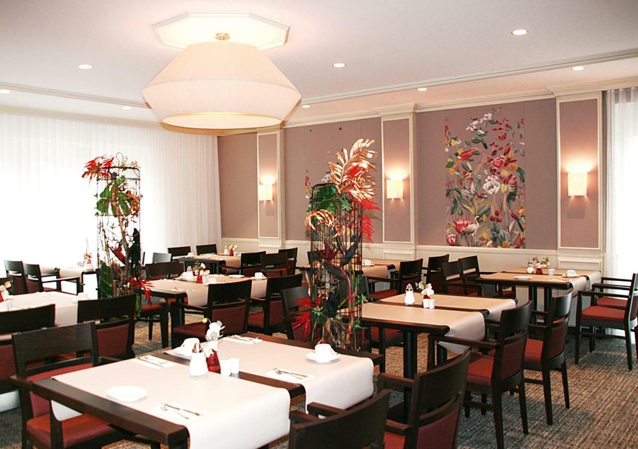 Avia Hotel Regensburg Bagian luar foto