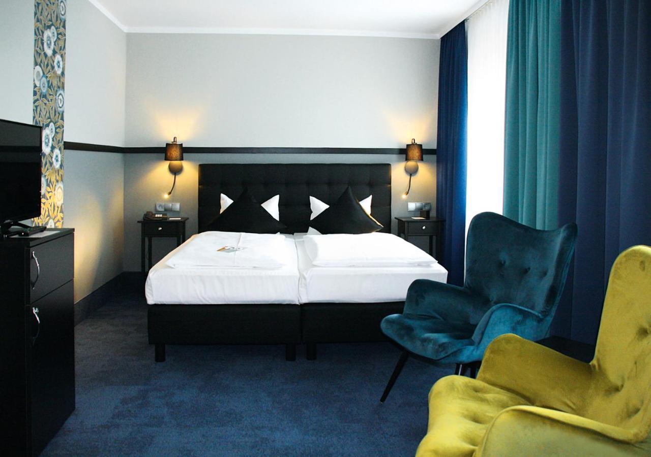 Avia Hotel Regensburg Bagian luar foto
